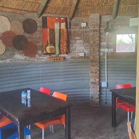 African Dawn B&B Calvinia Extérieur photo