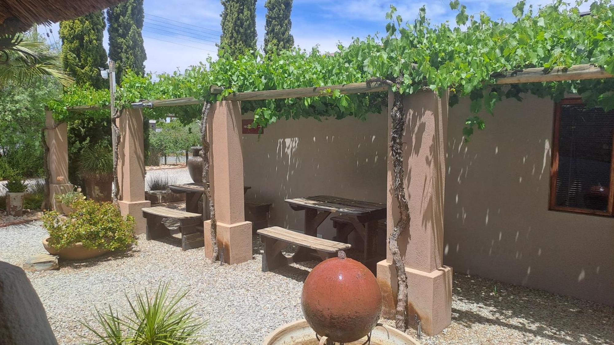 African Dawn B&B Calvinia Extérieur photo