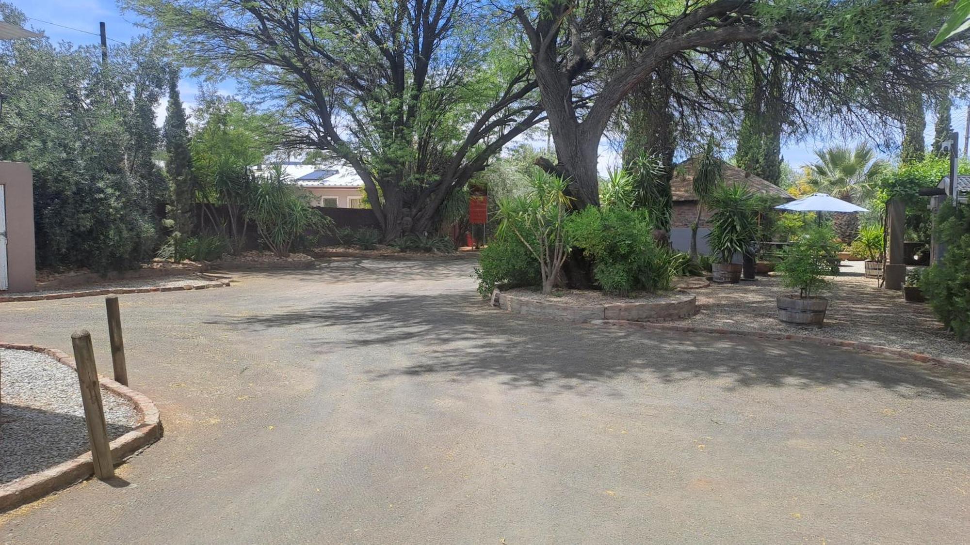 African Dawn B&B Calvinia Extérieur photo